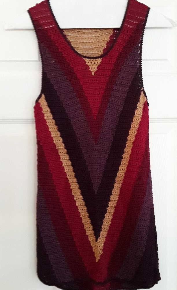 George crochet tank top size small